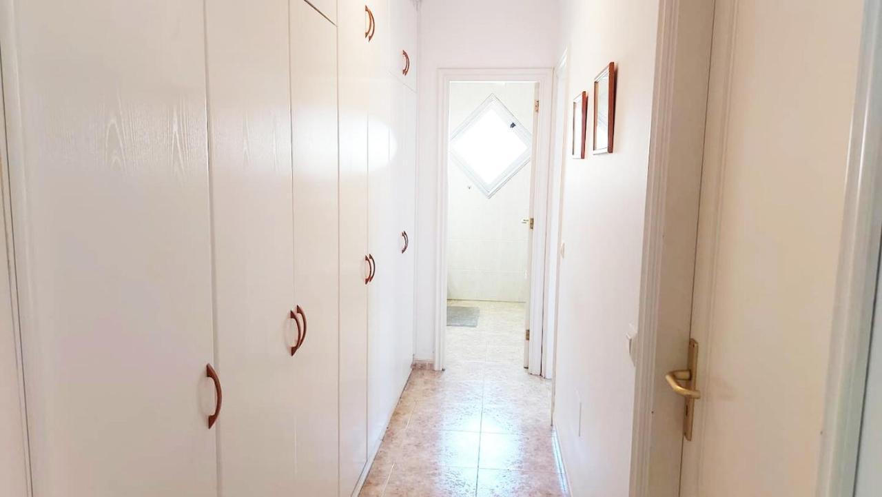 Piso moderno cerca de todos los servicios El Médano Exterior foto