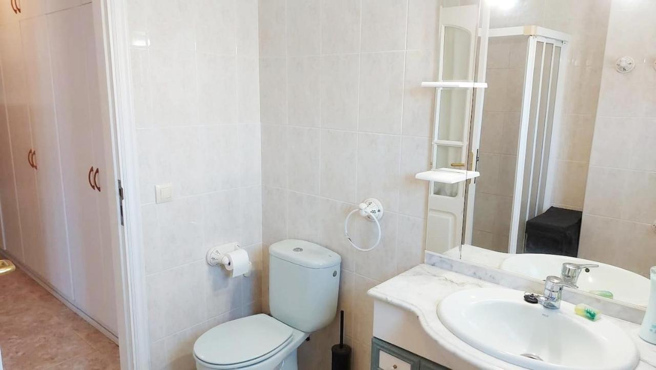Piso moderno cerca de todos los servicios El Médano Exterior foto